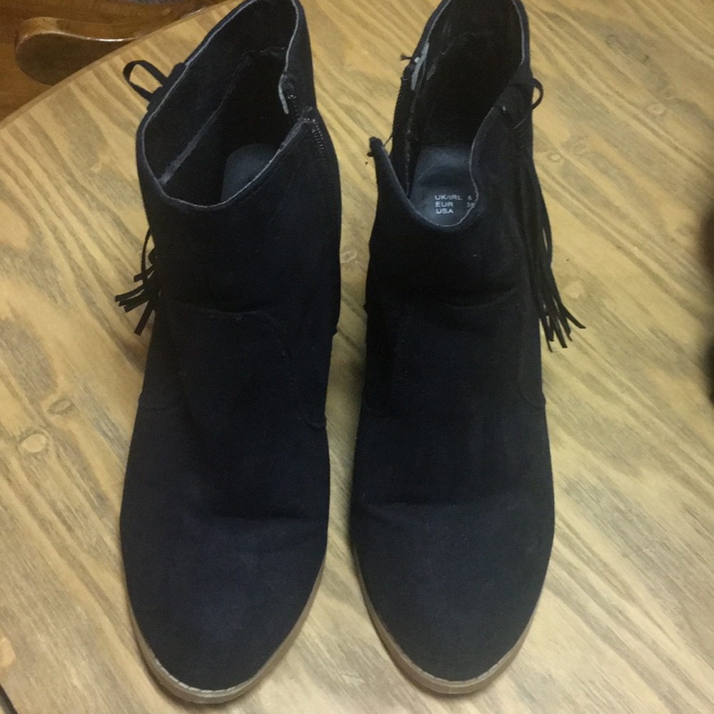 Atmosphere Black booties